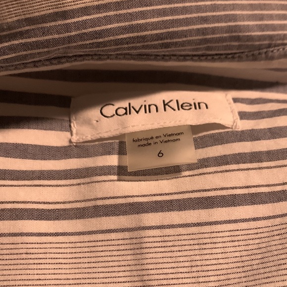 Calvin Klein Maxi wrap dress, size 6! - Picture 2 of 2